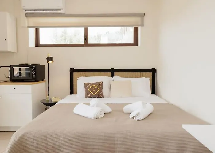 Elaida - Studio,θέα θάλασσα & βουνό,μάνη Apartment Skoutárion